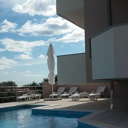 Lo Apartment